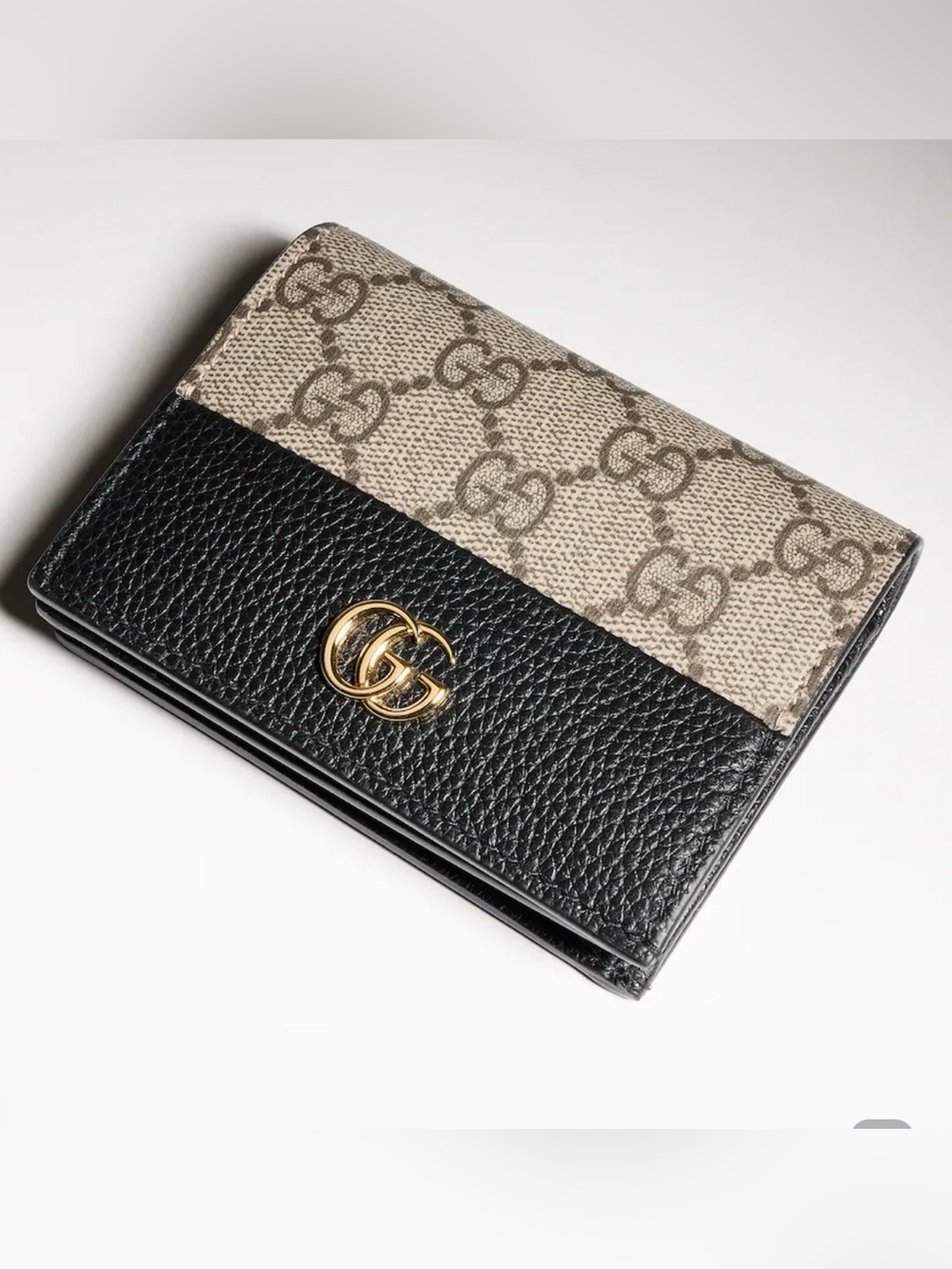 Gucci Bi-color GG Marmont card case wallet
